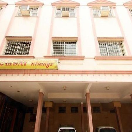 Hotel Bombay Tiffanys Mysore Buitenkant foto