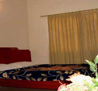 Hotel Bombay Tiffanys Mysore Buitenkant foto