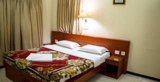 Hotel Bombay Tiffanys Mysore Buitenkant foto