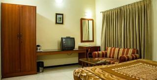 Hotel Bombay Tiffanys Mysore Buitenkant foto