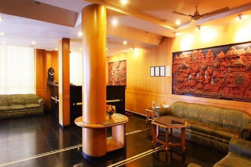 Hotel Bombay Tiffanys Mysore Buitenkant foto